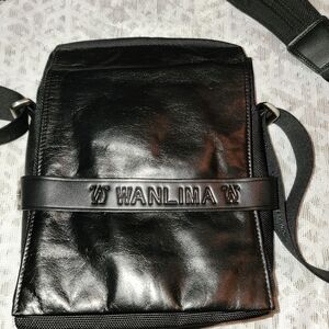 Wanlima Black Italian Leather Crossbody Bag